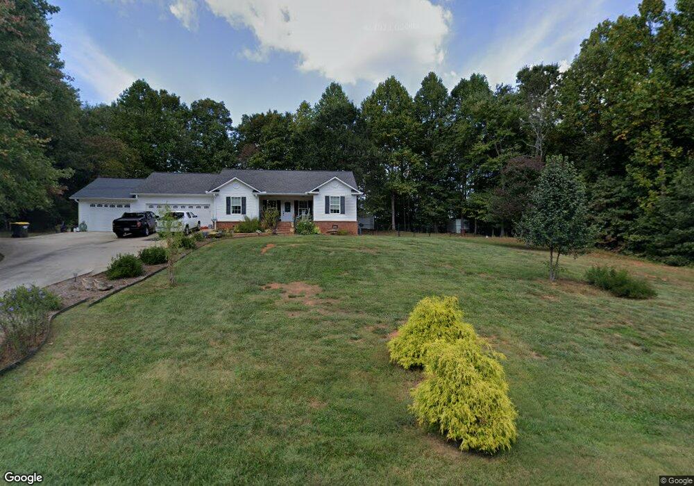 215 Fairview Ct, Demorest, GA 30535 - photo 1