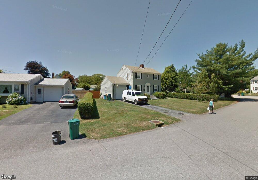 2 Casey Dr, Middletown, RI 02842 - photo 1