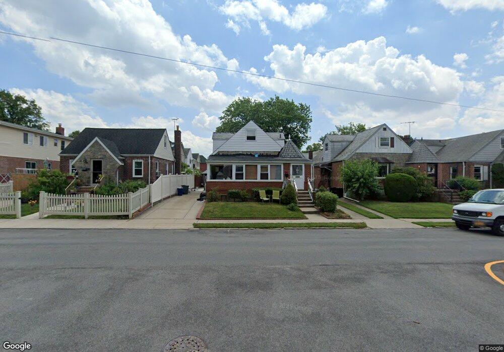 18010 69th Ave, Fresh Meadows, NY 11365 - photo 1