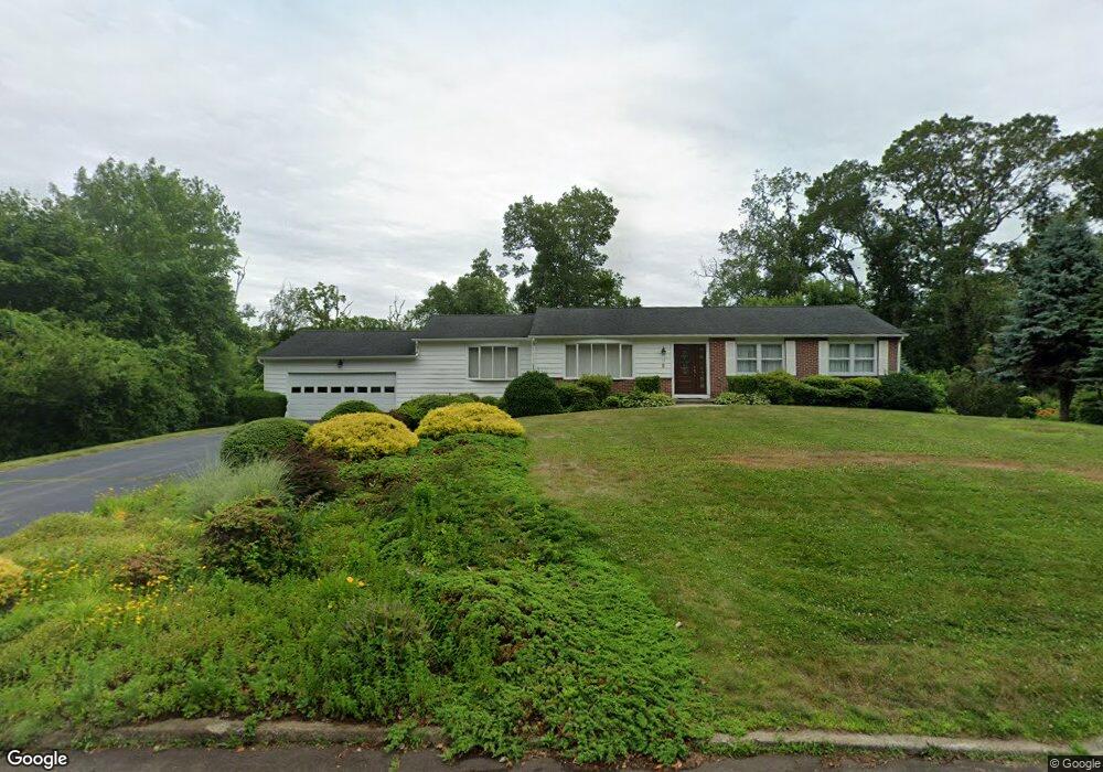 17 Arrowhead Ln, Branford, CT 06405 - photo 1