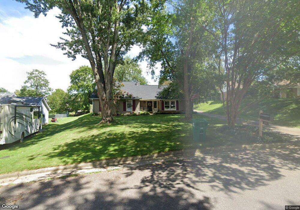 219 Scottlynn Dr, Asheville, NC 28806 - photo 1