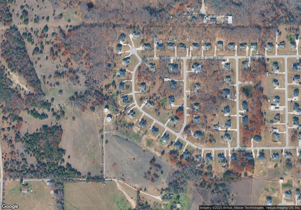 345 Scenic Wood Dr, Azle, TX 76020 - photo 1