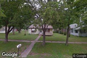 327 S Chestnut St, Howard, KS 67349