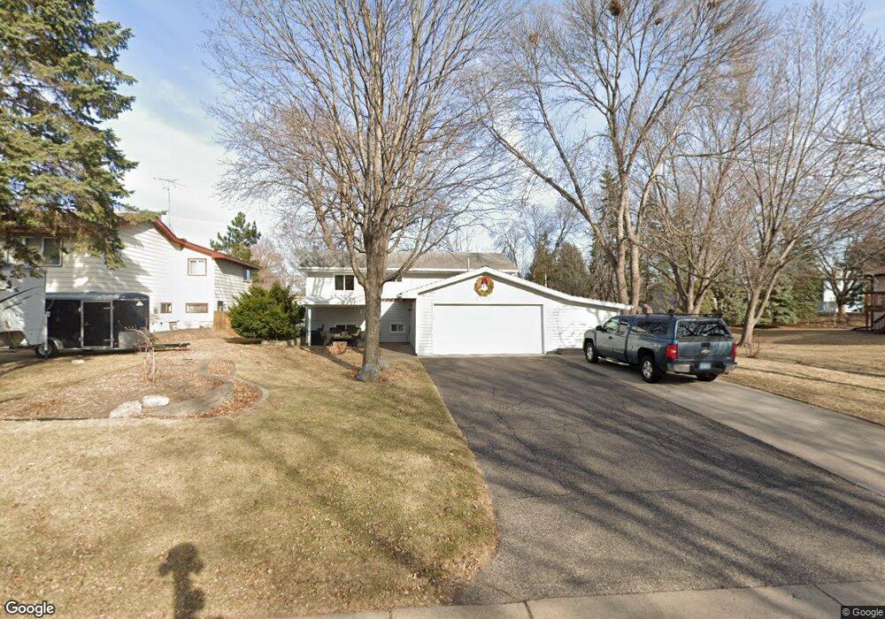 9200 Goldenrod Ln N, Maple Grove, MN 55369 - photo 1