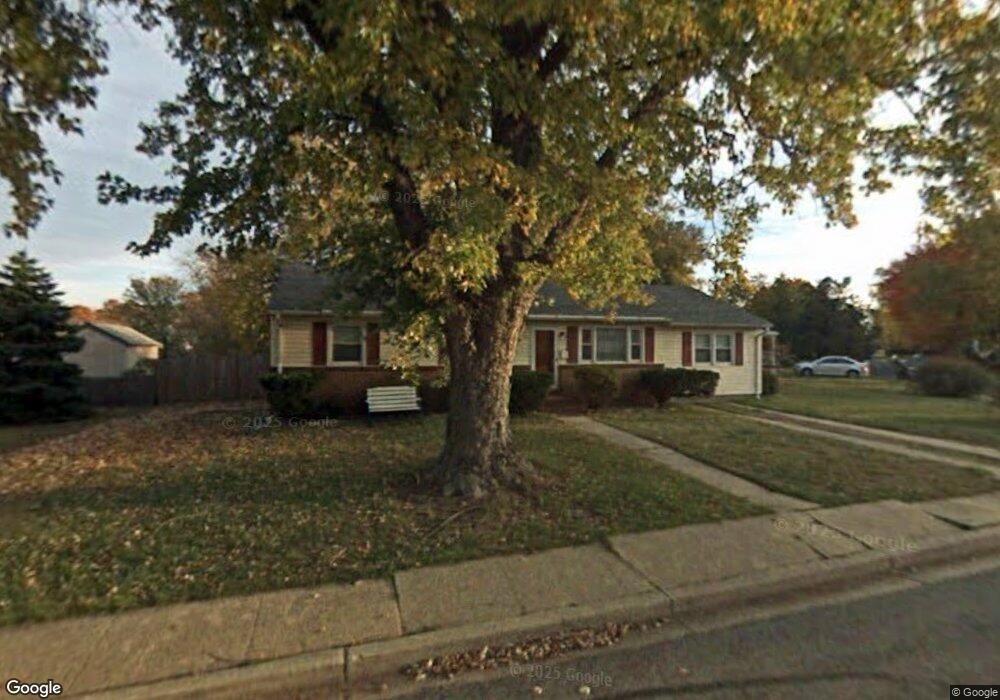 261 Kenwood Rd, Pasadena, MD 21122 - photo 1