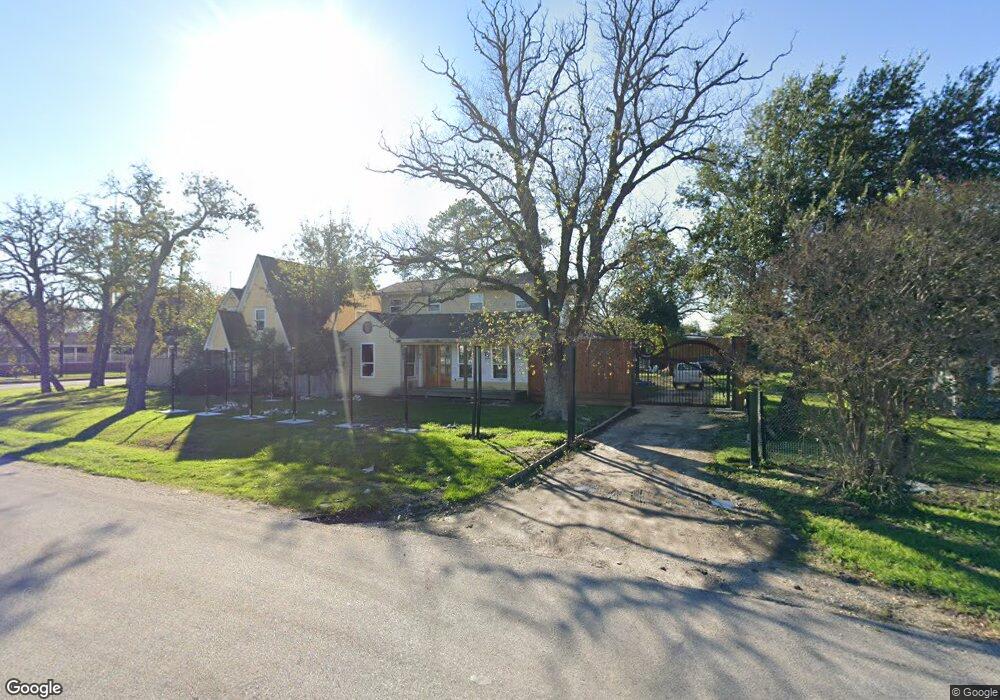 4026 Gulf St, Houston, TX 77087 - photo 1