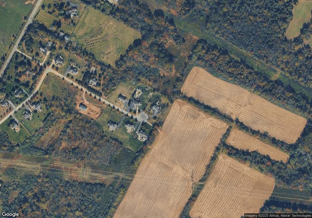 151 Holly Ln, Flemington, NJ 08822 - photo 1