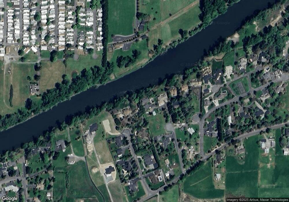 190 Jems Riffle Rd, Grants Pass, OR 97527 - photo 1