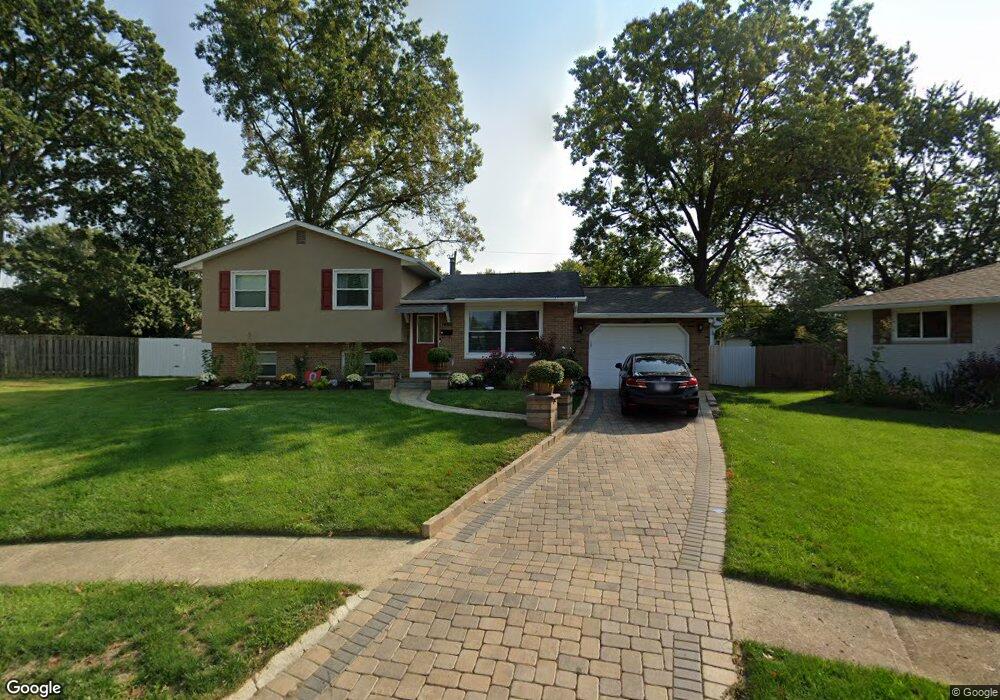 1400 Bosworth Ct, Columbus, OH 43229 - photo 1