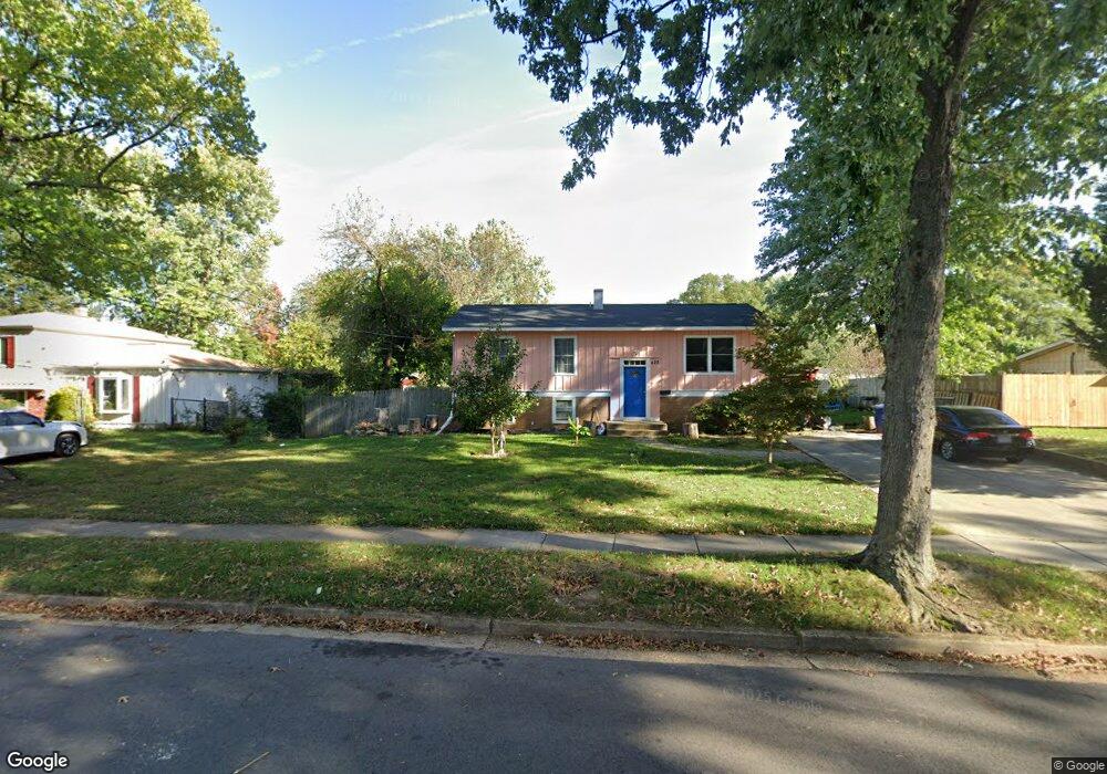 422 Arkansas Ave, Herndon, VA 20170 - photo 1