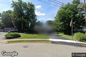 10 Donna Ln, Midland Park, NJ 07432