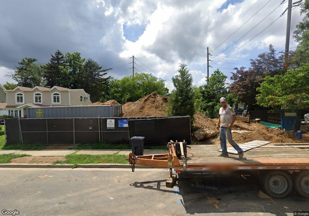 49 Lowell Rd, Port Washington, NY 11050 - photo 1