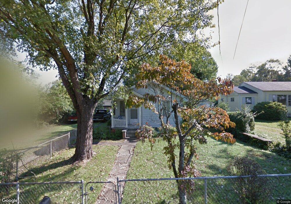 206 Wren Dr, Hendersonville, NC 28792 - photo 1