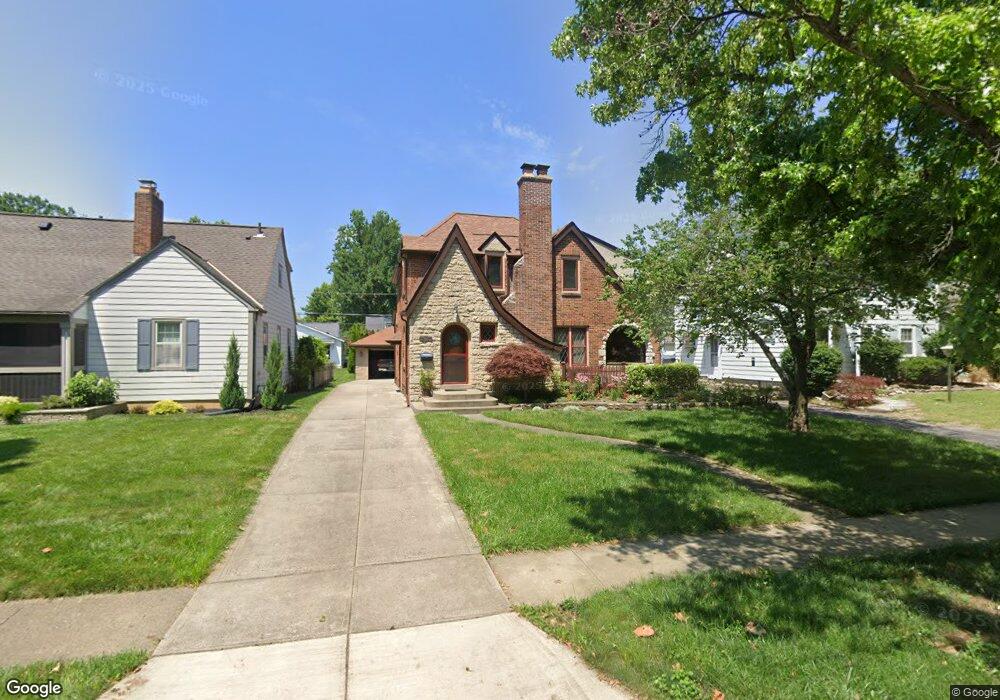 476 Fallis Rd, Columbus, OH 43214 - photo 1