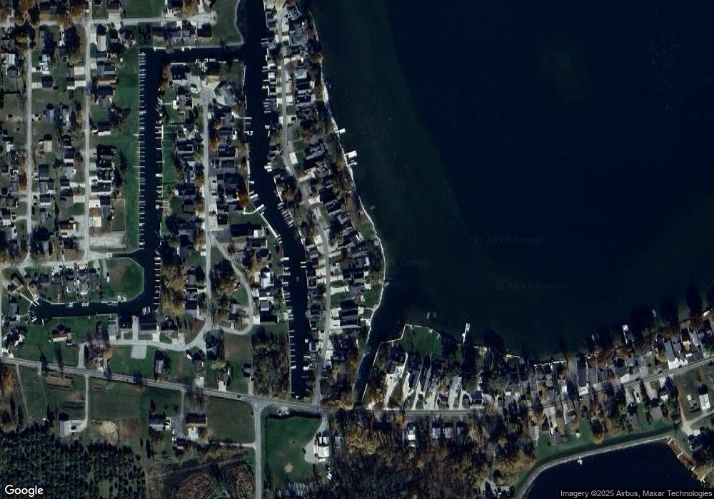 9796 N Bayshore Dr, Syracuse, IN 46567 - photo 1