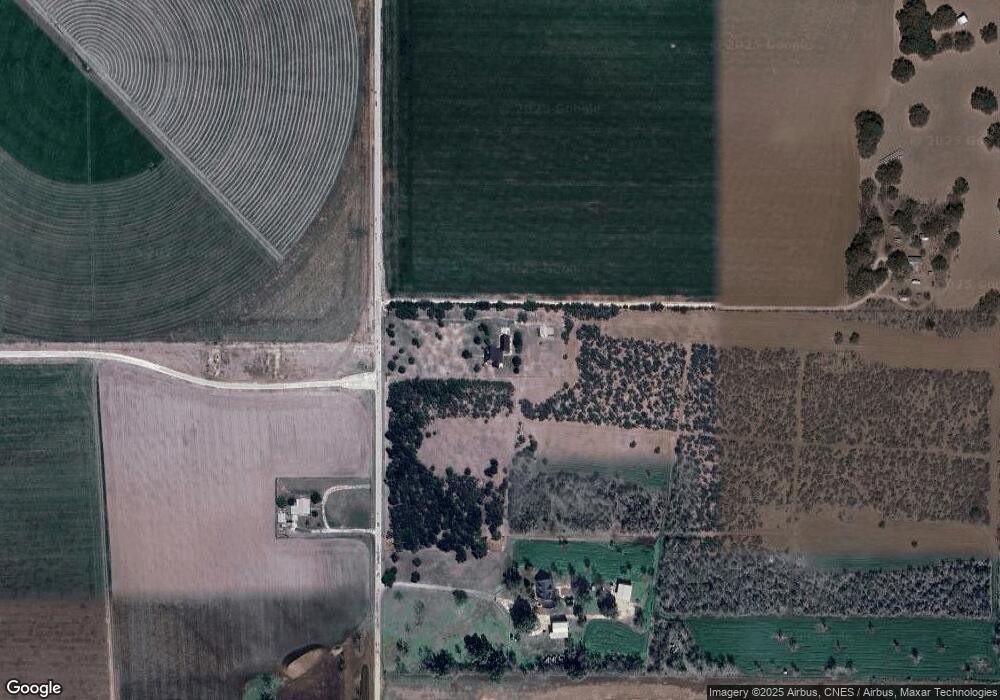 404 County Road 4526, Hondo, TX 78861 - photo 1