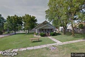 401 Nichols St, Pickrell, NE 68422