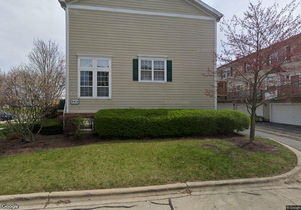 2412 Courtyard Cir unit 4, Aurora, IL 60506 - photo 1