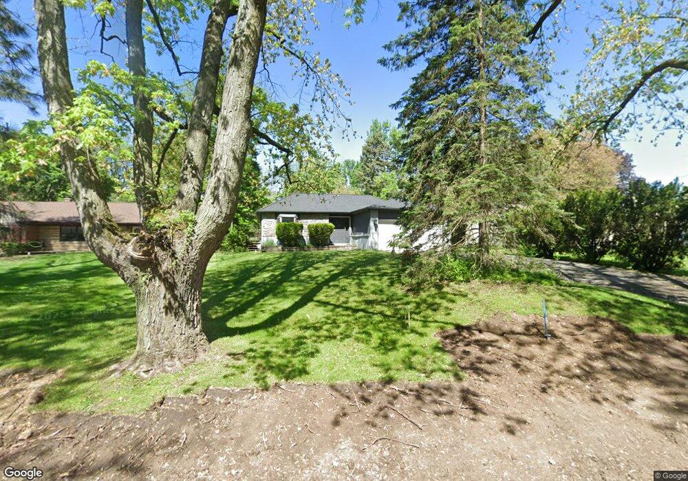 261 Marlborough Dr, Bloomfield Hills, MI 48302 - photo 1