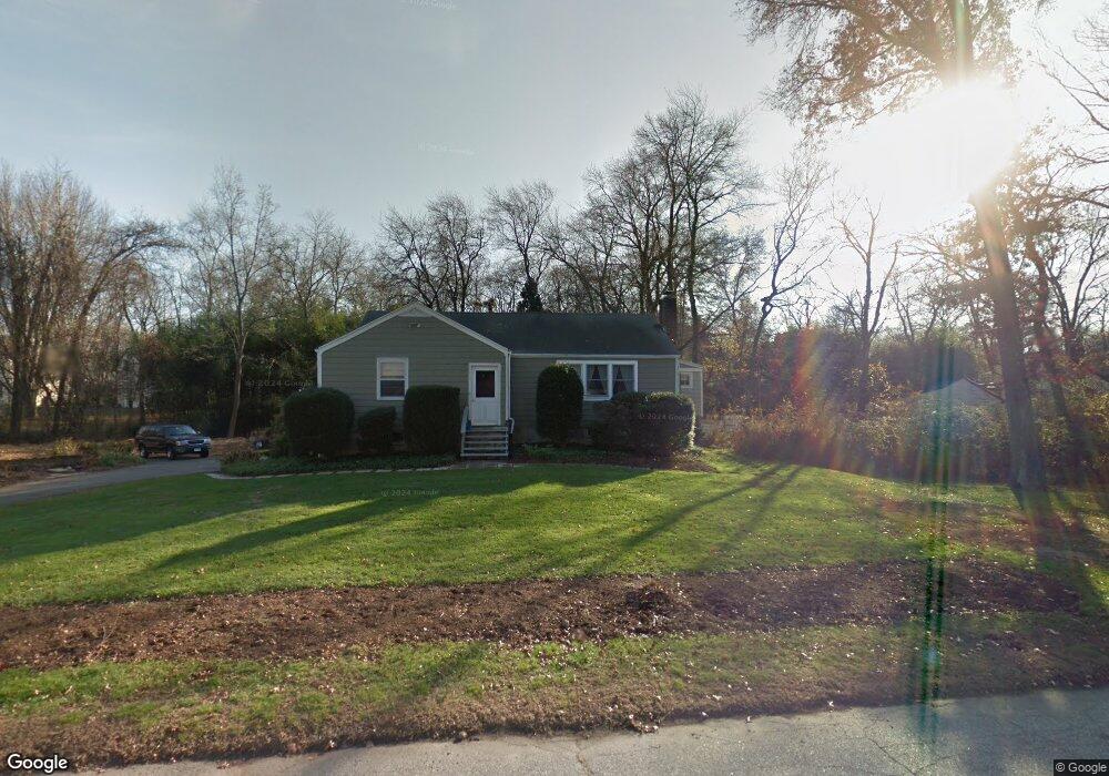 27 Hiawatha Lane Extension, Westport, CT 06880 - photo 1