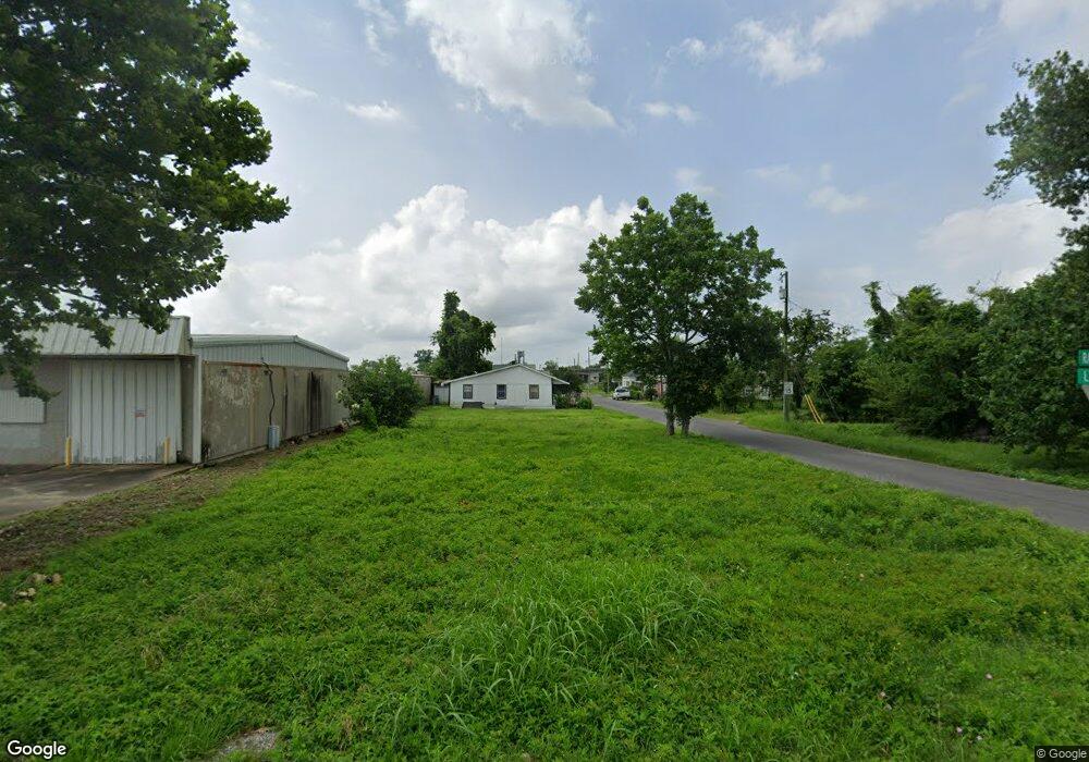 1504 Railroad Ave, Lake Charles, LA 70601 - photo 1