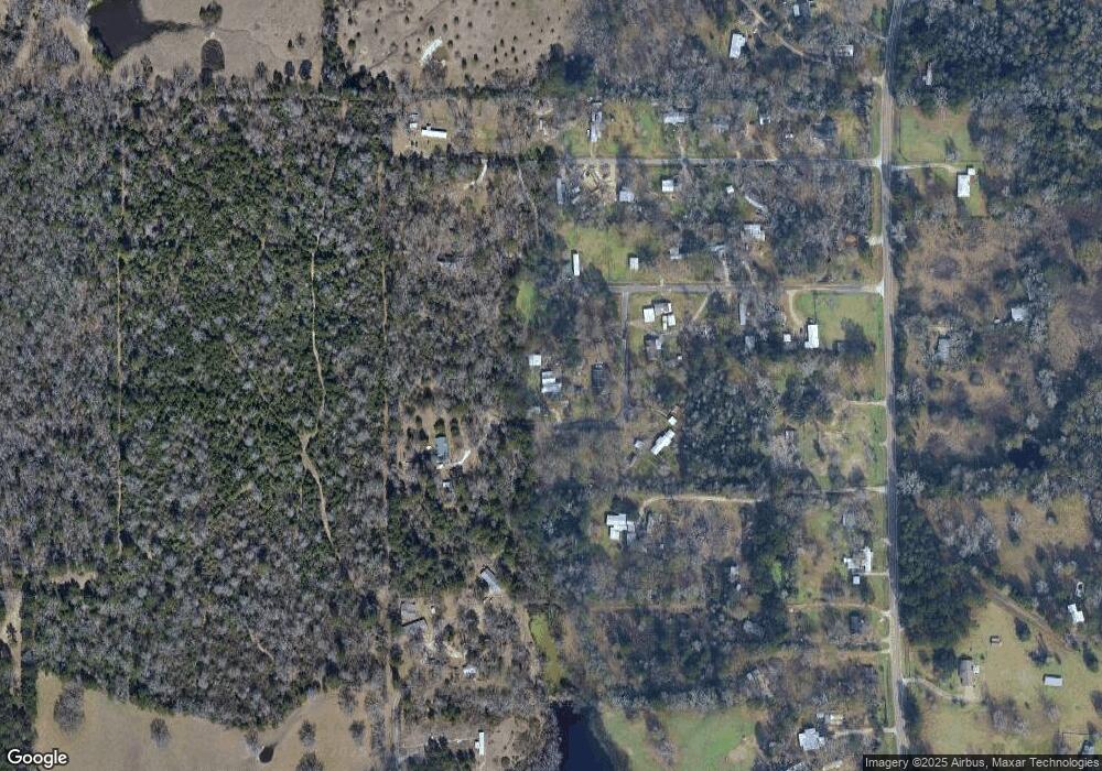 332 Stardust Ln, Lufkin, TX 75904 - photo 1