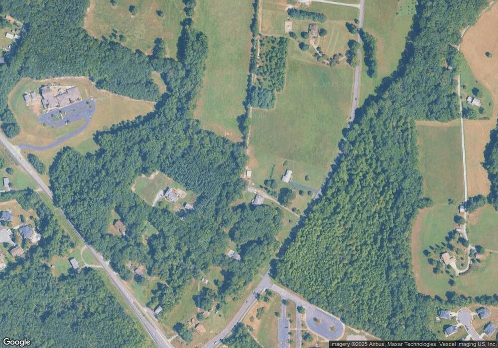 442 Winding Creek Rd, Stafford, VA 22554 - photo 1