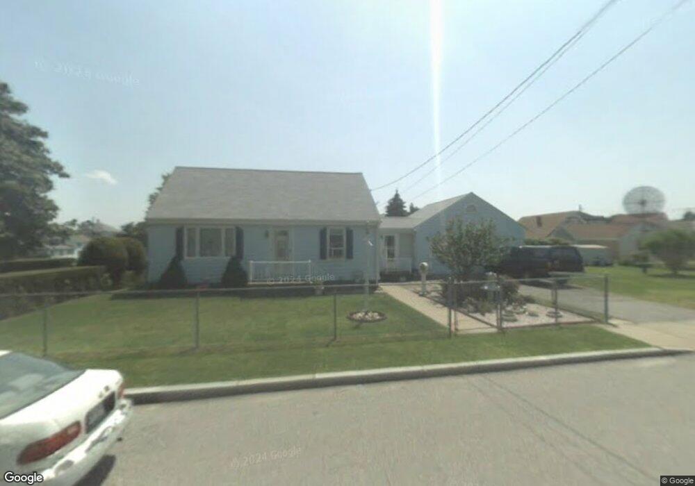 105 Stockton St, Fall River, MA 02721 - photo 1