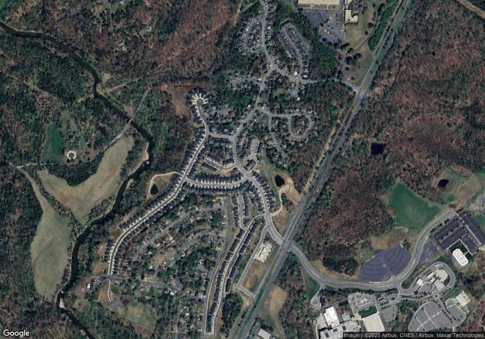 29 N Briarwood- Third Floor Master, Charlottesville, VA 22911 - photo 1