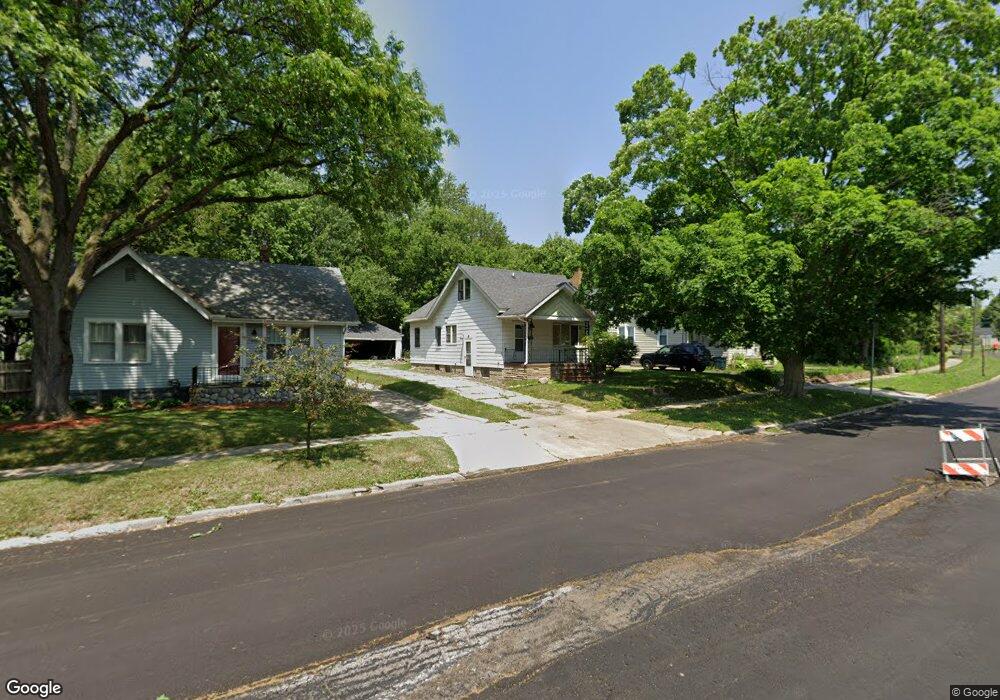 902 Frank St, Flint, MI 48504 - photo 1