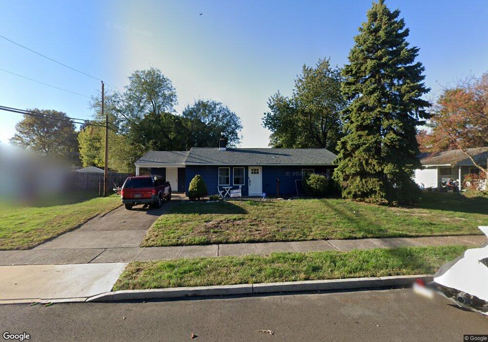 51 Yellowood Dr, Levittown, PA 19057 - photo 1