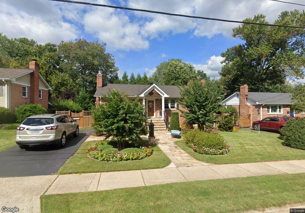 6706 Moly Dr, Falls Church, VA 22046 - photo 1