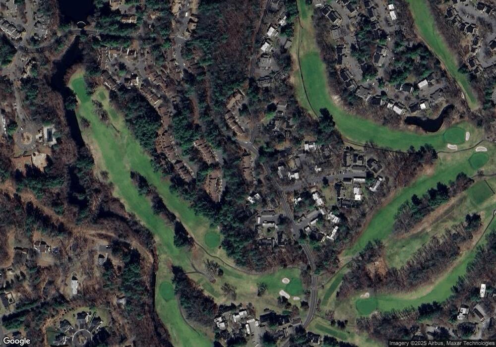 4 Westview Ct, Avon, CT 06001 - photo 1