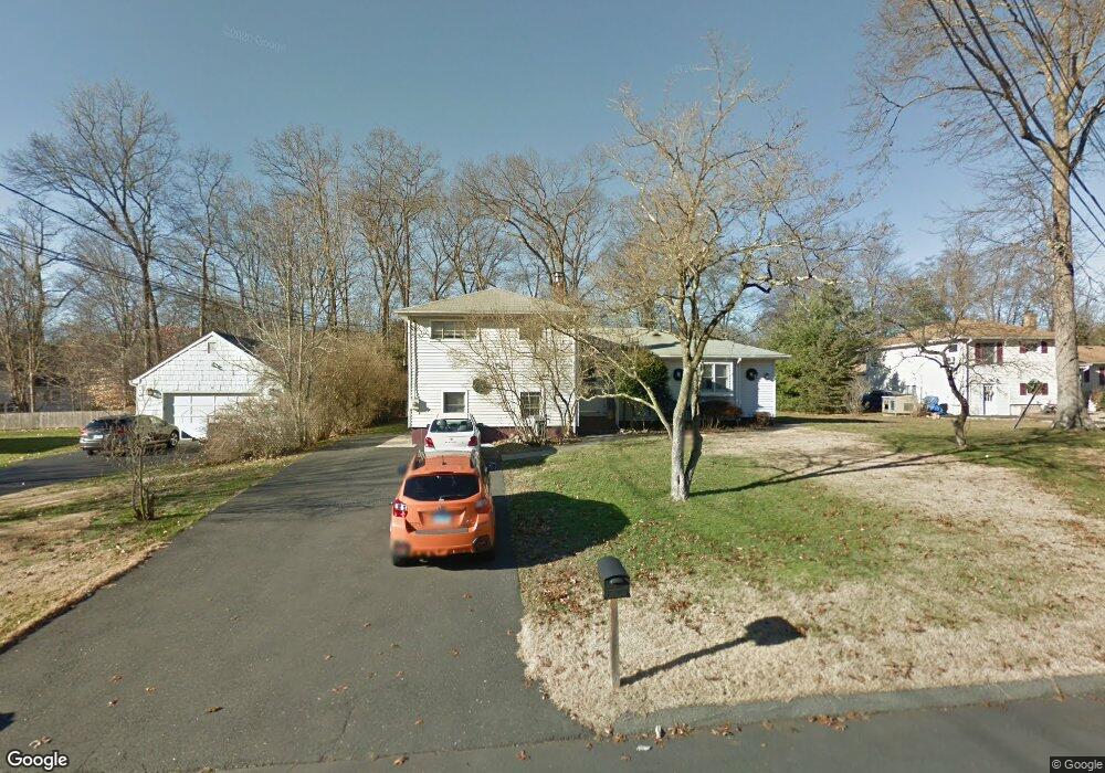 18 Tree Ln, Stamford, CT 06907 - photo 1