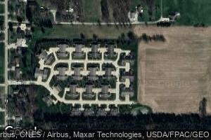 293 Woodbury Cir, Dalton, OH 44618