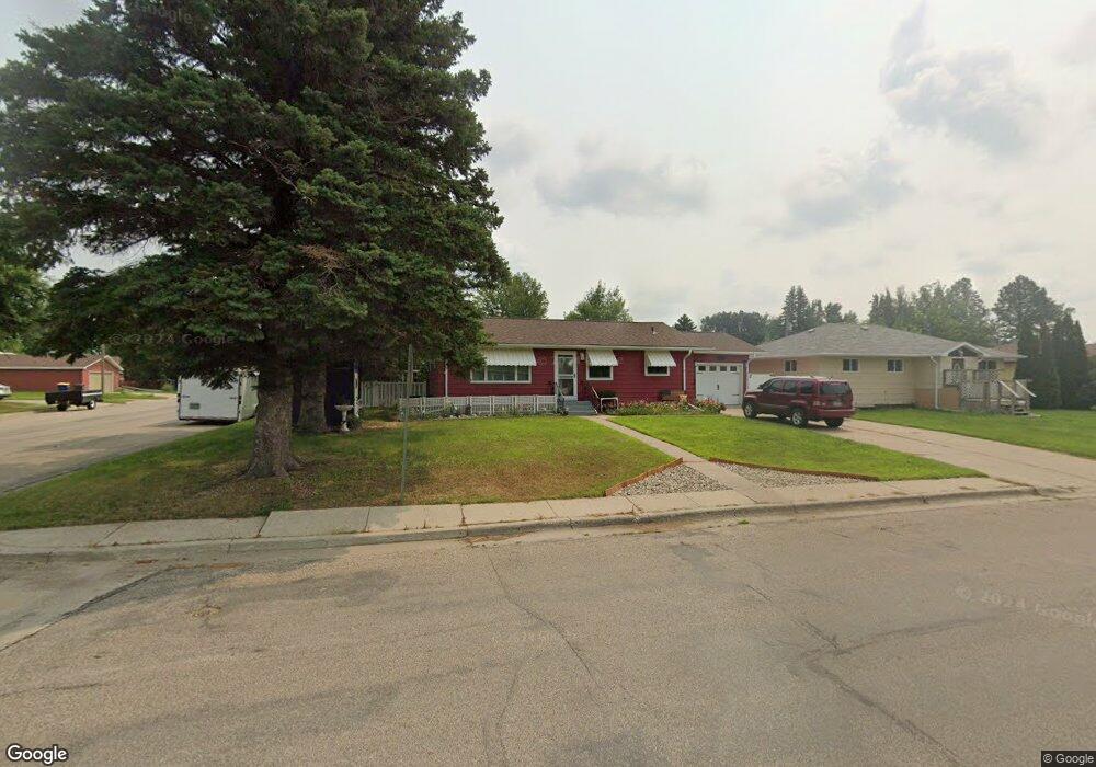 404 16th St NW, Jamestown, ND 58401 - photo 1