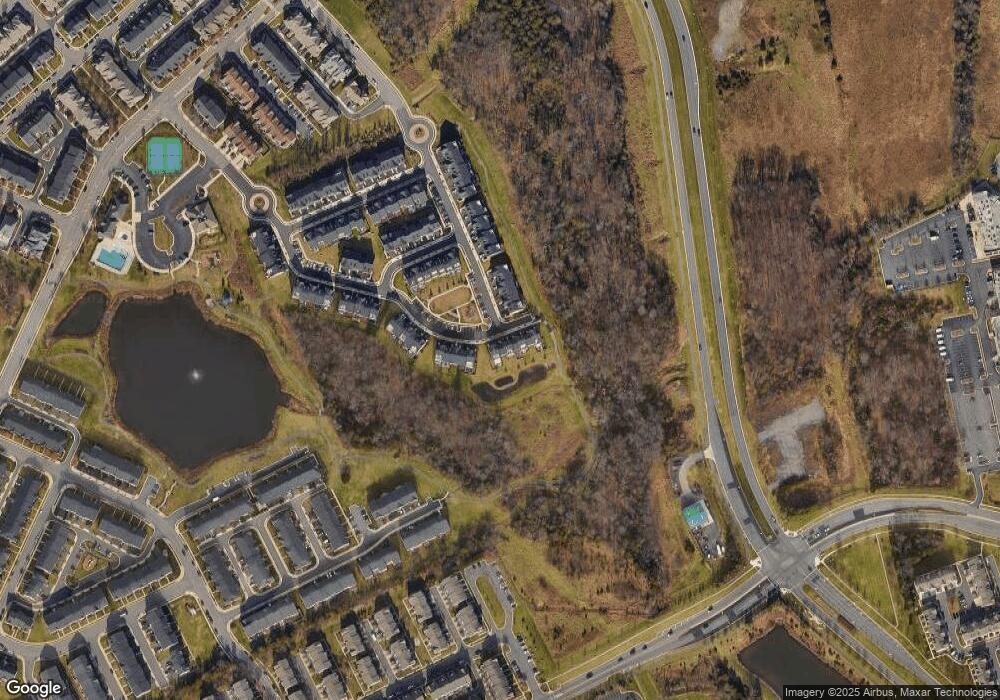 25055 Cambridge Hill Terrace, Chantilly, VA 20152 - photo 1