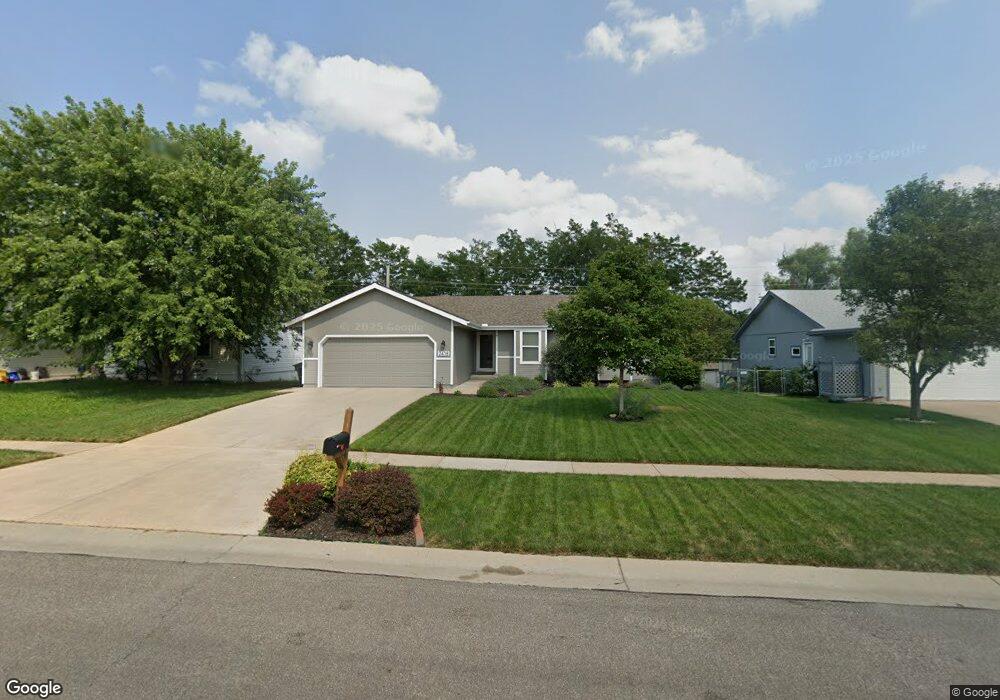 2418 SW Ancaster Rd, Topeka, KS 66614 - photo 1