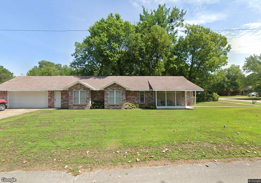 20 W 8th St, Claremore, OK 74017 - photo 1