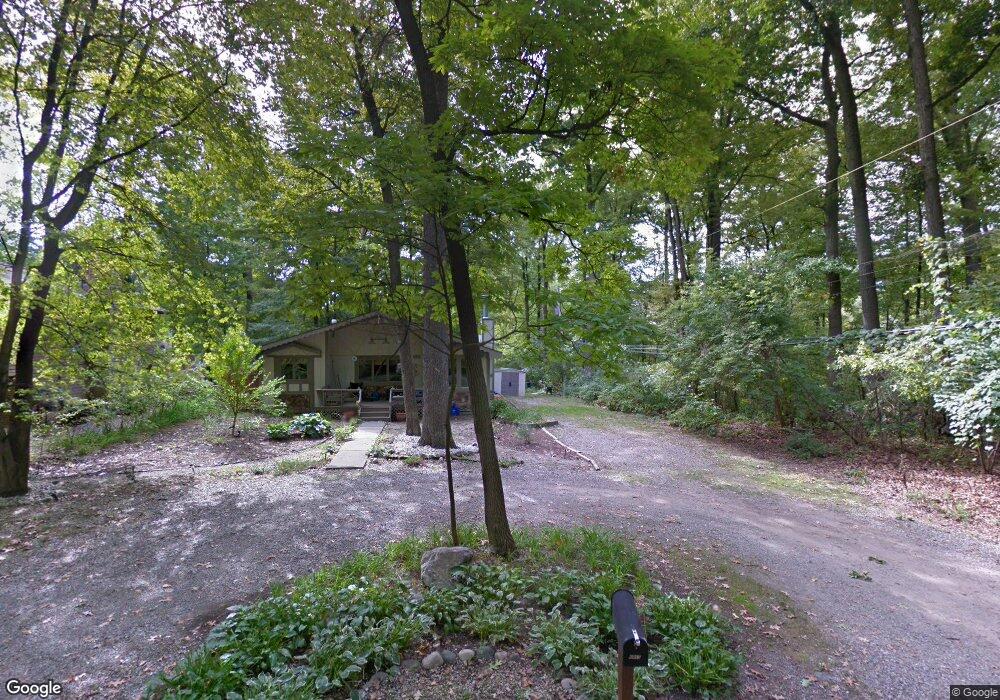 6955 Aeroview St, West Bloomfield, MI 48324 - photo 1