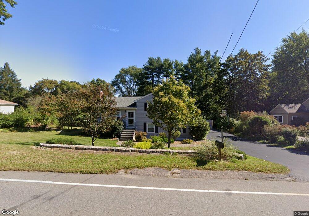 552 Norfolk St, Holliston, MA 01746 - photo 1