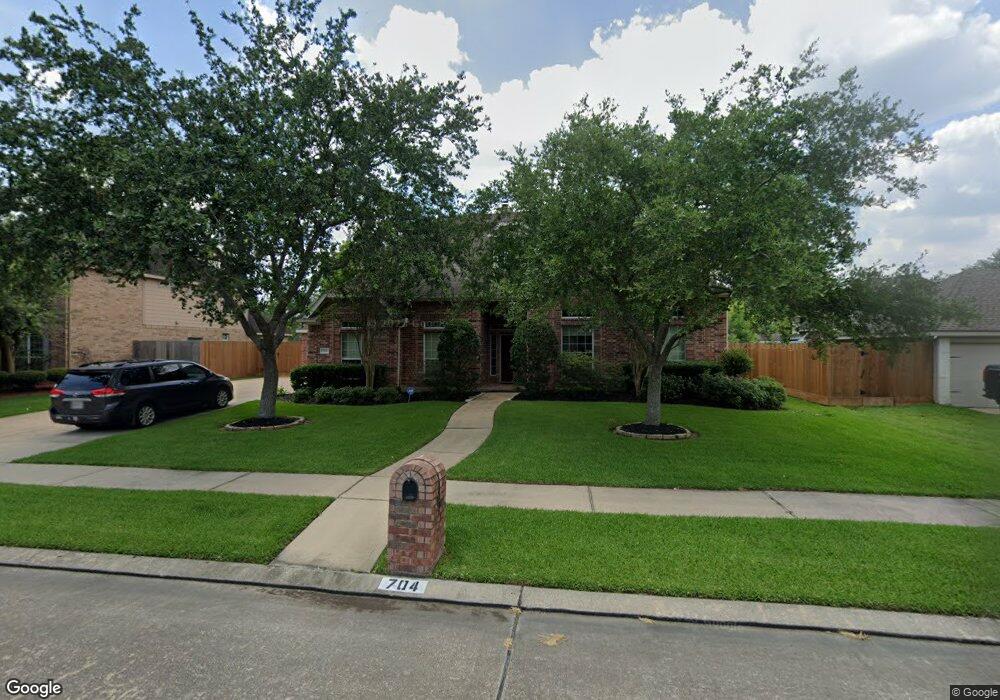 704 High Ridge Dr, Friendswood, TX 77546 - photo 1