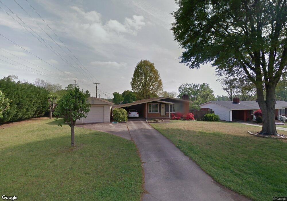 1411 Beverly Ave, Shelby, NC 28152 - photo 1