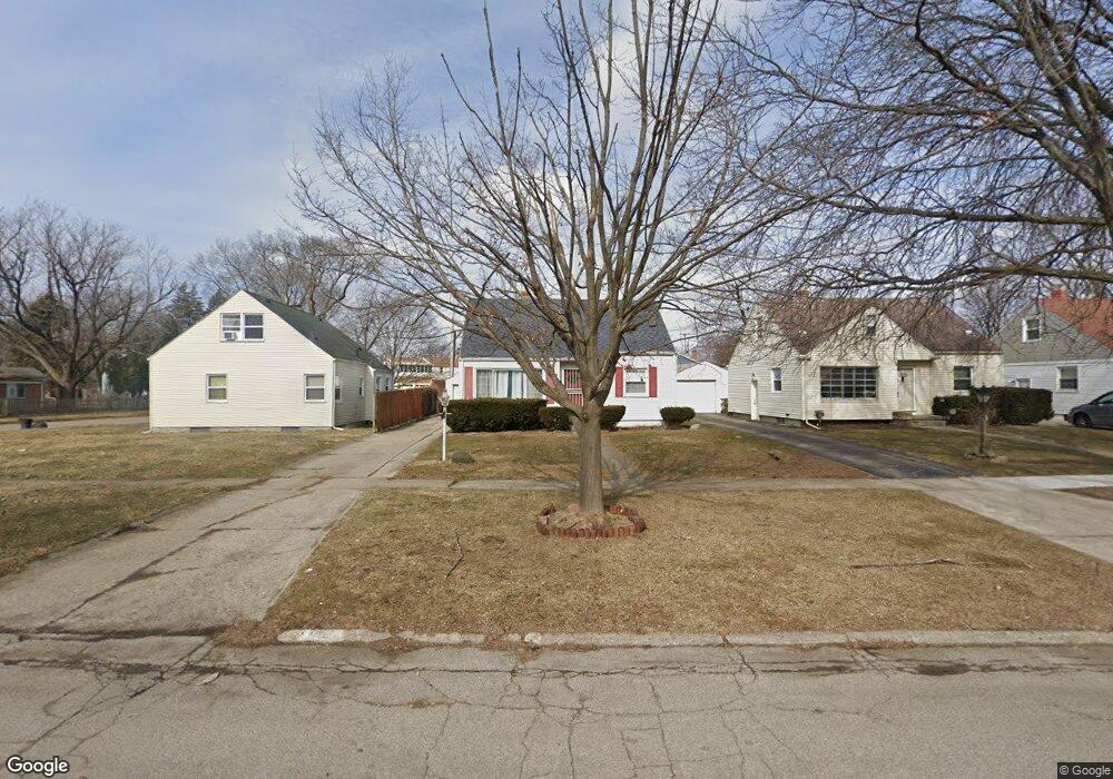 152 Commonwealth Ave, Flint, MI 48503 - photo 1