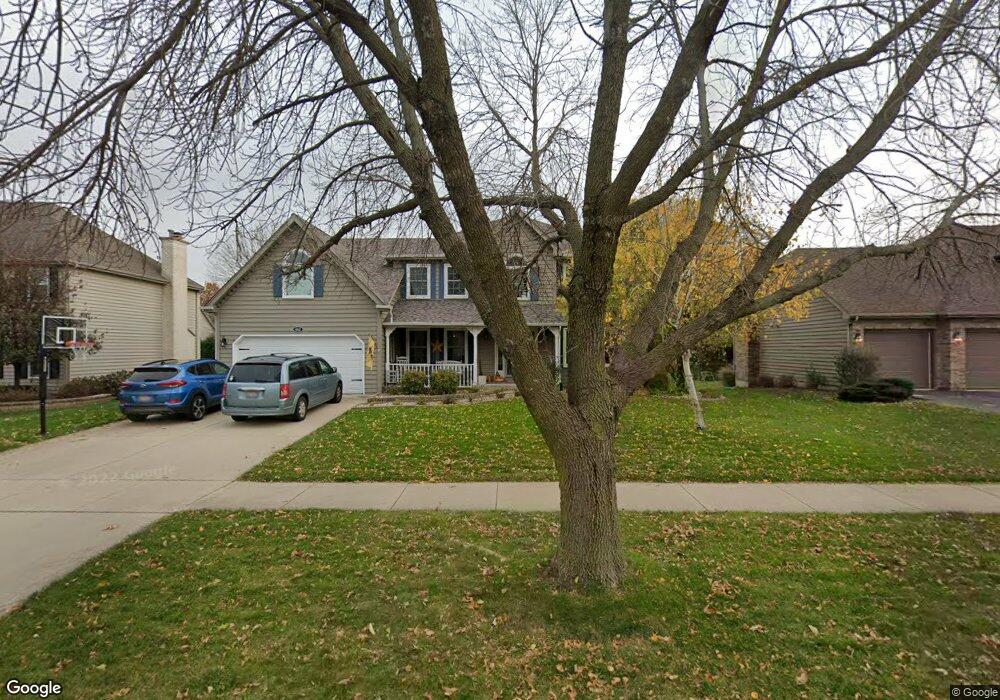 1612 Grommon Rd, Naperville, IL 60564 - photo 1