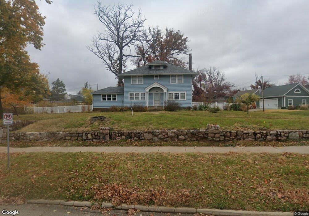 2520 Bever Ave SE, Cedar Rapids, IA 52403 - photo 1