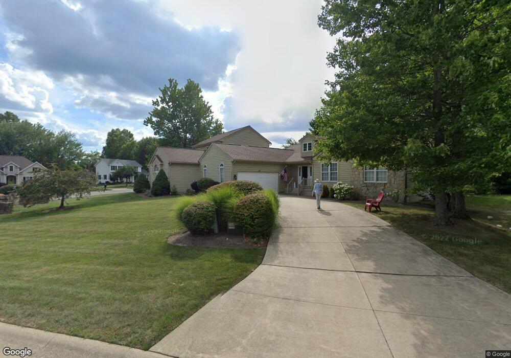 163 Burning Tree Dr unit 12, Aurora, OH 44202 - photo 1