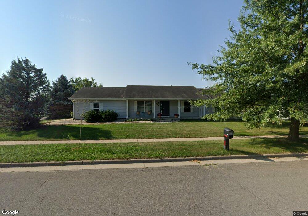 623 E Countryside Dr, Evansville, WI 53536 - photo 1