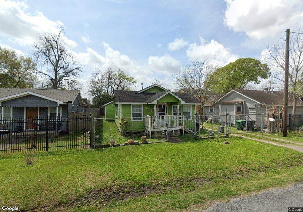 4604 Jewel St, Houston, TX 77026 - photo 1