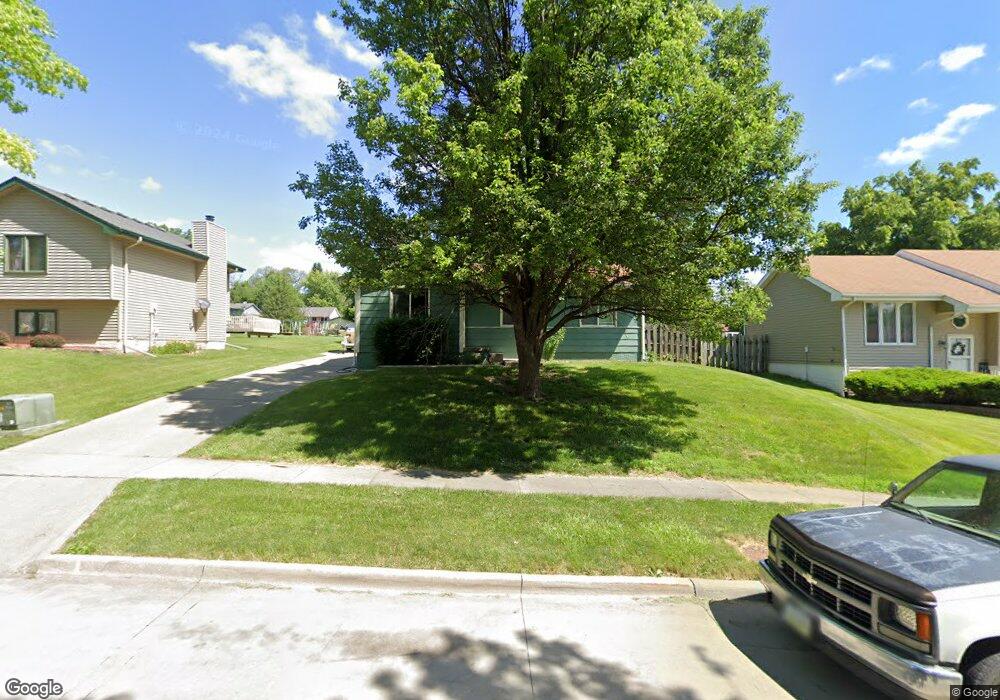 1618 E Creston Ave, Des Moines, IA 50320 - photo 1